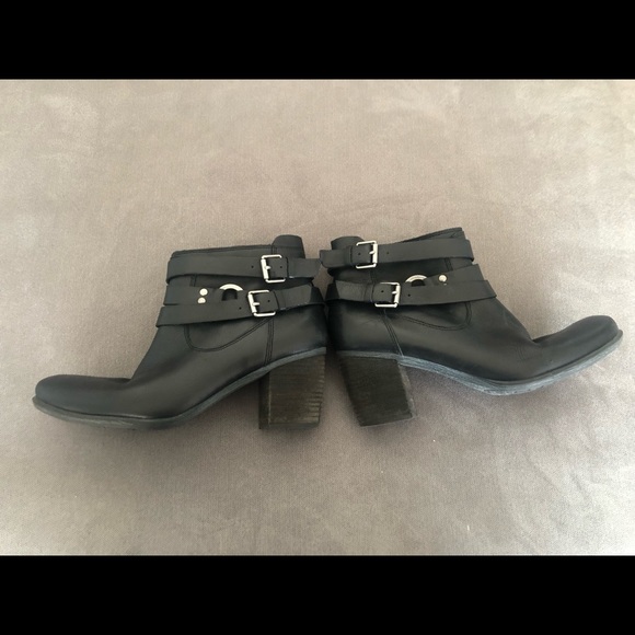 JOSEF SEIBEL-The European COMFORT Shoe. Made in Germany. - Picture 1 of 16